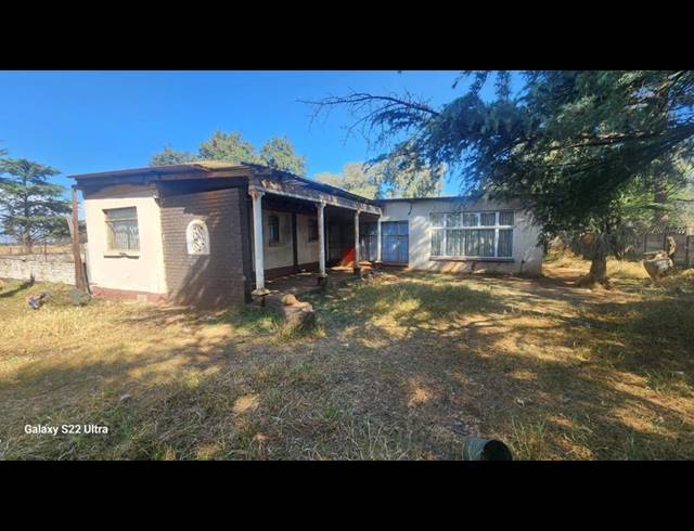 FARM FOR SALE IN ZUURBEKOM